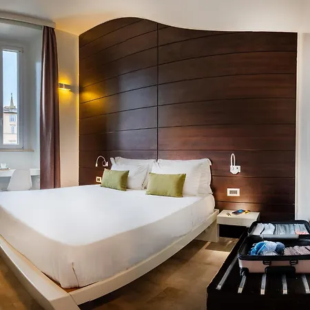 Hotel Navona 2*