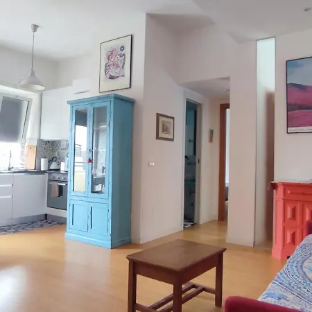 Monteverde - Stazione Trastevere Bright Loft Up To 5 Guests Appartamento *