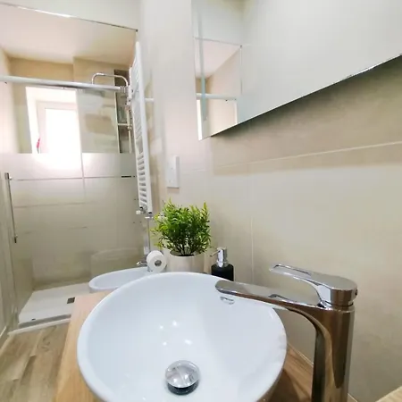 Apartment Mamomi House
