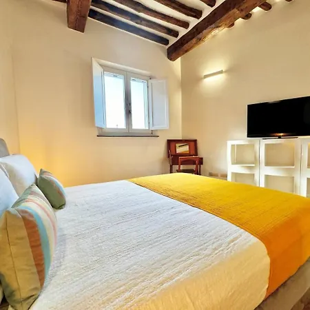 Vetrina In Luxury Apartment *