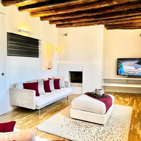 Vetrina In Luxury Rome