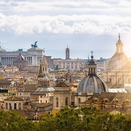 St Peter & Vatican Luxury - In Centre Near Vatican *
