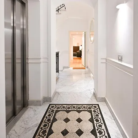 Monti Luxury Patio Rome