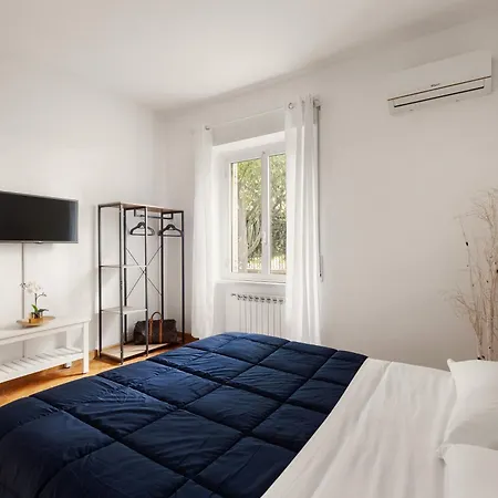 Garden Escape Apartment *