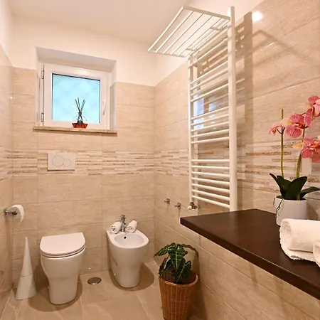 Domus Fama Apartment Rome