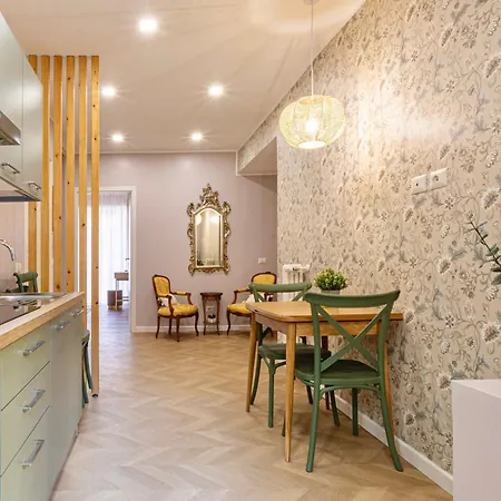 Apartment Amelie - Gem Of Trastevere Rome