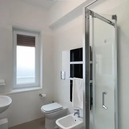Modern Near Piazza Di Spagna Apartment Rome