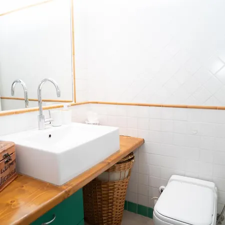Retro Near Tiburtina And Metro B Apartment Rome