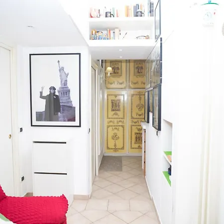 Apartment Retro Near Tiburtina And Metro B Rome