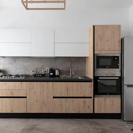 Gfc Eternal - 5min To Tiburtina Station Metrob, 2 Bathrooms, Terrace, A-c *