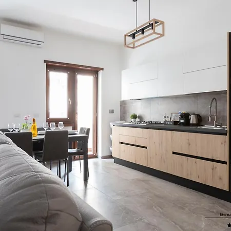 Gfc Eternal - 5min To Tiburtina Station Metrob, 2 Bathrooms, Terrace, A-c * Rome