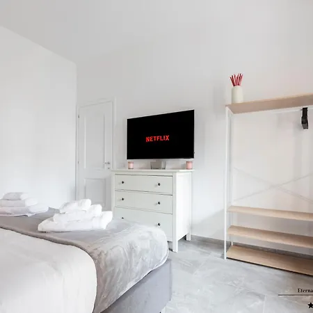 Apartment Gfc Eternal - 5min To Tiburtina Station Metrob, 2 Bathrooms, Terrace, A-c