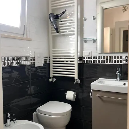Wonderful Little Gem With A Large Private Terrace! Apartment