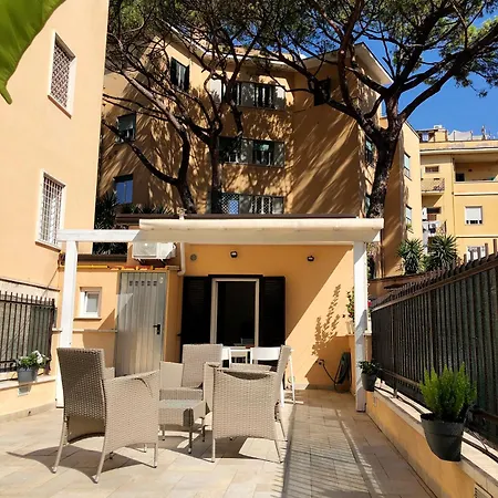 Wonderful Little Gem With A Large Private Terrace! * Rome