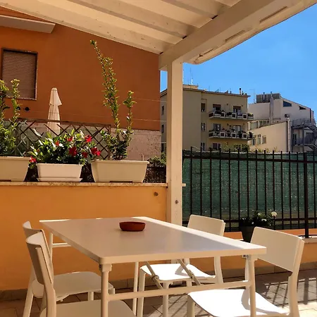 Apartment Wonderful Little Gem With A Large Private Terrace! Rome