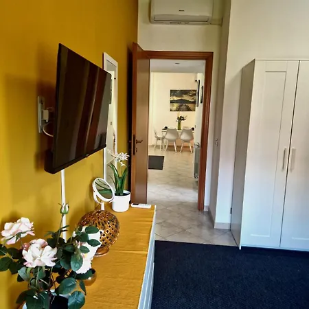 Affittacamere Deluxe A Tor Vergata