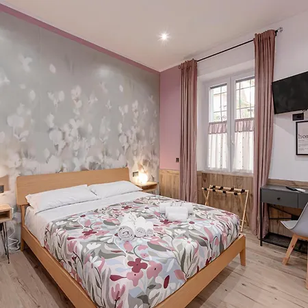 Alis Laura - 150m From Piazza Bologna Metro And 10 Minutes From The Colosseum Bed & Breakfast Roma
