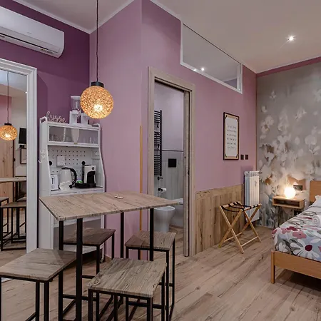 Bed & Breakfast Alis Laura - 150m From Piazza Bologna Metro And 10 Minutes From The Colosseum Roma