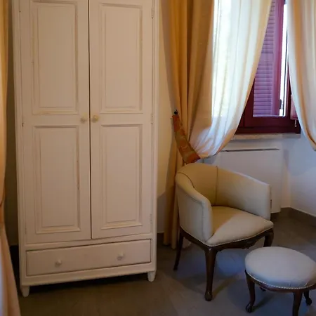 Borgo Pallavicini Mori * Roma