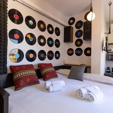 Guest house Mytinyhome Festina Lente *