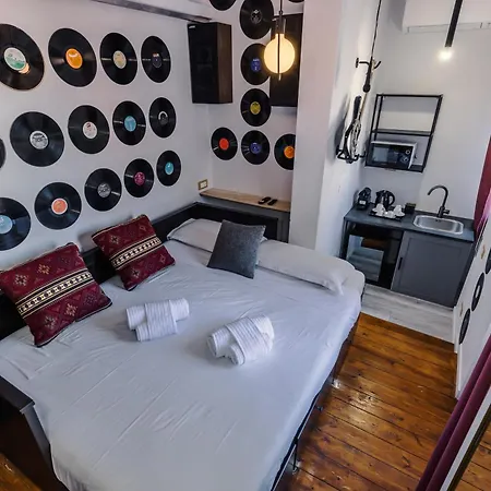 Guest house Mytinyhome Festina Lente *