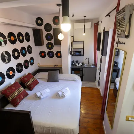 Mytinyhome Festina Lente