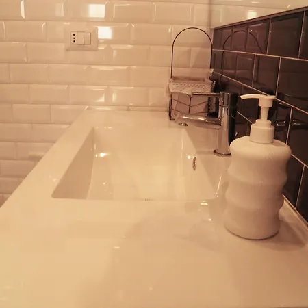 Auditorium Deluxe Apartment