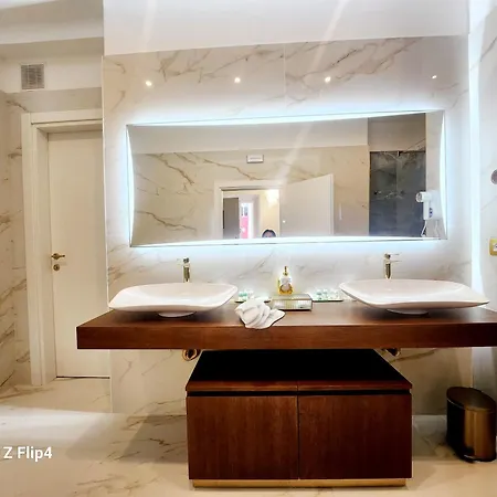 Golden Palace Luxury Rome