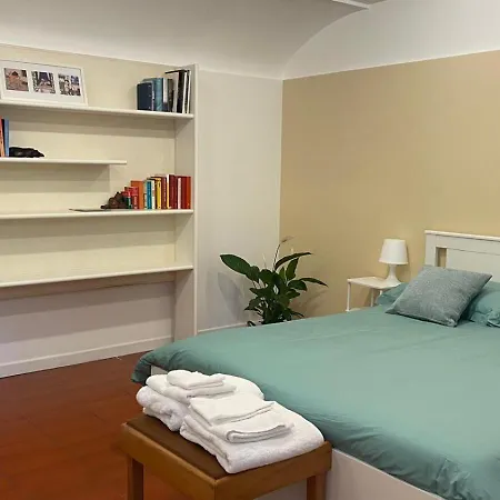 Appia Apartment *