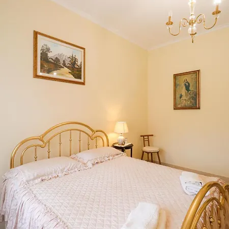 Elegante E Luminoso - 2min Metro Apartment
