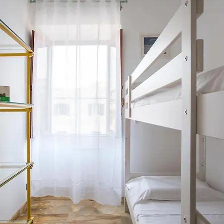 Paramount Penthouse Roma