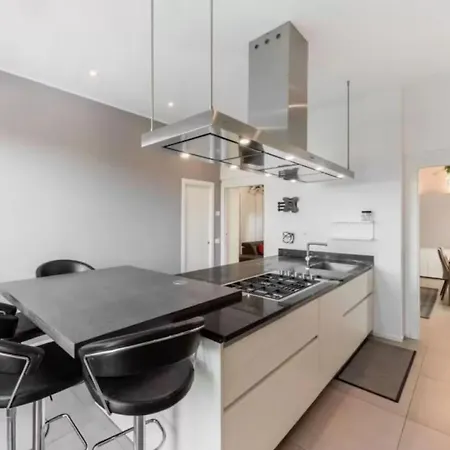 Apartment Ampli De 3-habitacions A