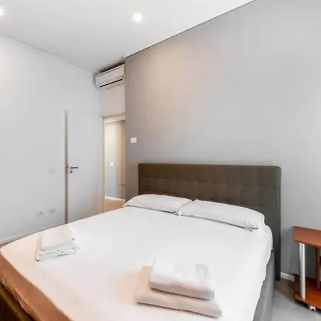 Ampli De 3-habitacions A Apartment Rome