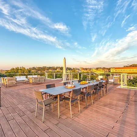Skylife 360 Rooftop Penthouse *