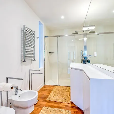 Skylife 360 Rooftop Penthouse Apartment