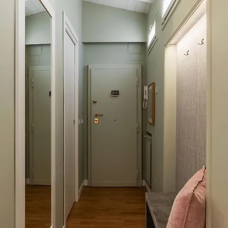 Rasella 21 - Fromhometorome Apartment *