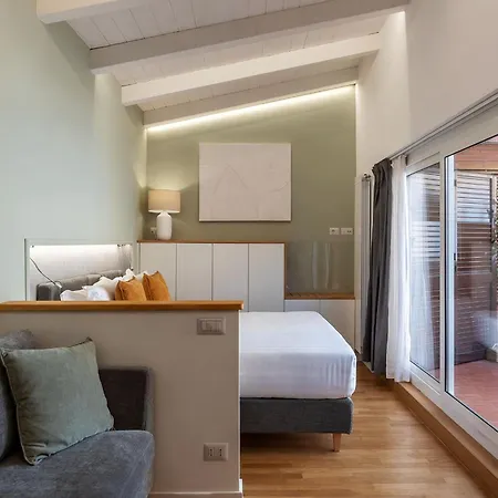 Rasella 21 - Fromhometorome Roma
