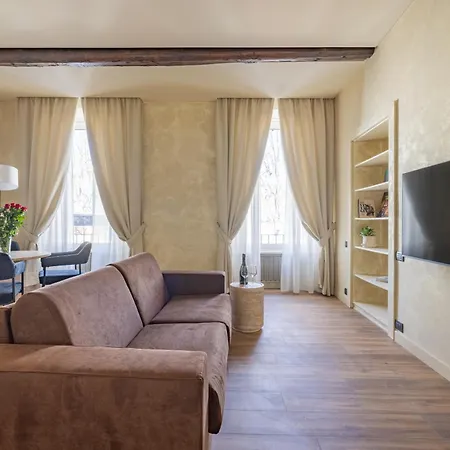 Pantheon Urbes Collection *