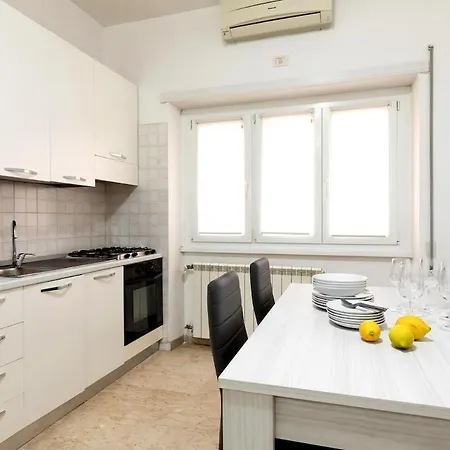 Garbatella Appartamento Moderno Relax E Comfort Rome