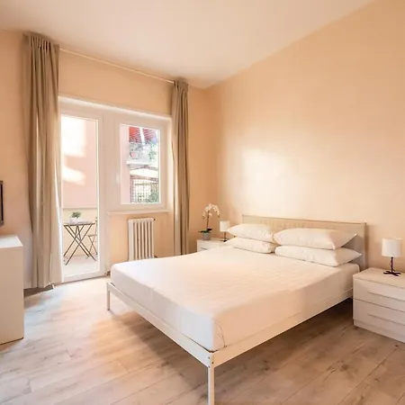 San Pietro Appartamento Luminoso E Moderno Apartment *