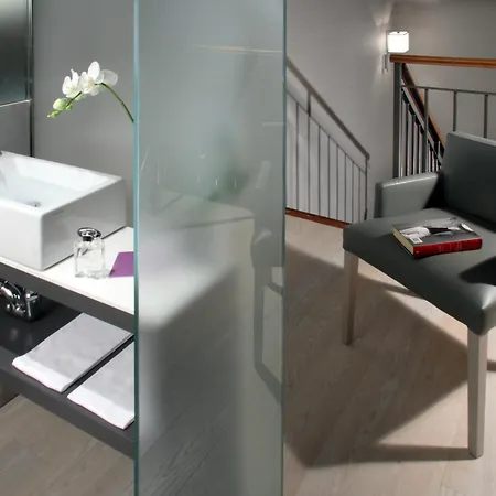 Adriano Rooftop Hotel