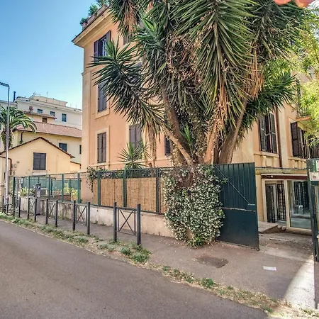 Fresh House Trieste Rome