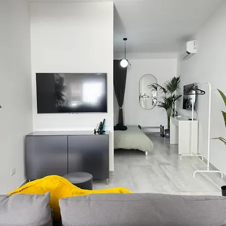 Apartment Ethereal Waves Above The Clouds Rome