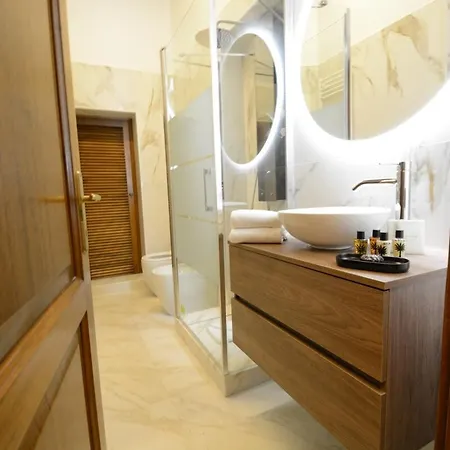 Elegant Prefetti Apartman *