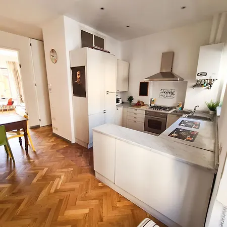Apartment Boutique Domus Charme Trastevere Vascellari