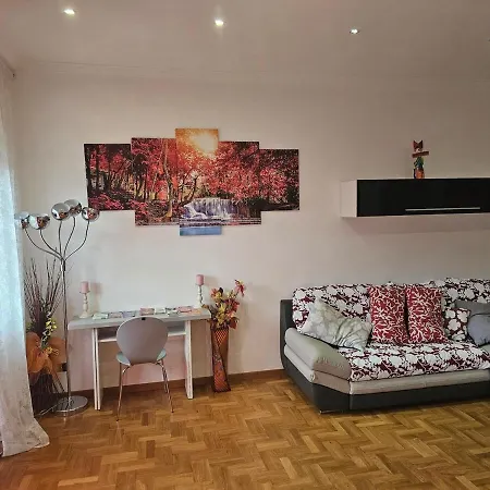 Tourist Rome, Cinecitta Apartment Rome