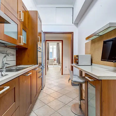 Apartment Serenity Station Rome