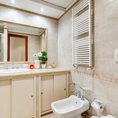 Serenity Station Apartment *