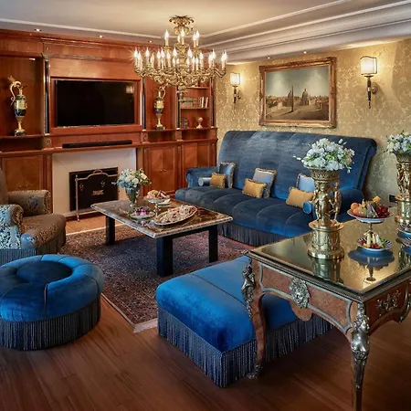 Station touristique Cavalieri, A Waldorf Astoria Rome