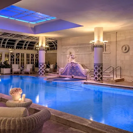 Station touristique Cavalieri, A Waldorf Astoria